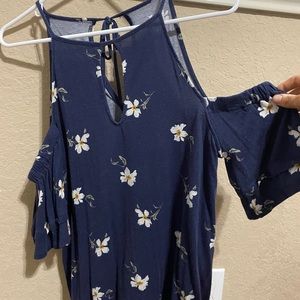 American eagle off the shoulder top